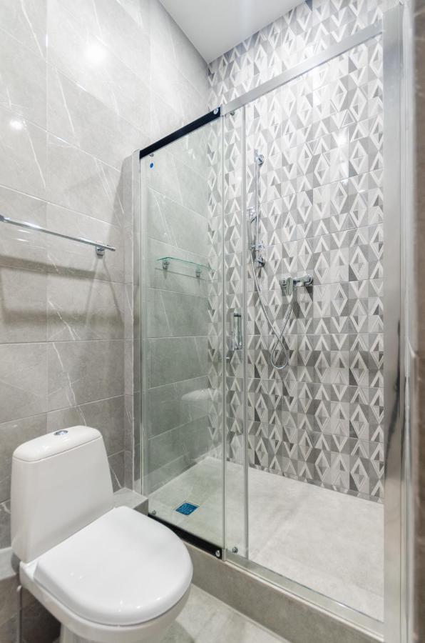 View Smart Apartment Kvartet Railway Station 4D Kiev Ngoại thất bức ảnh